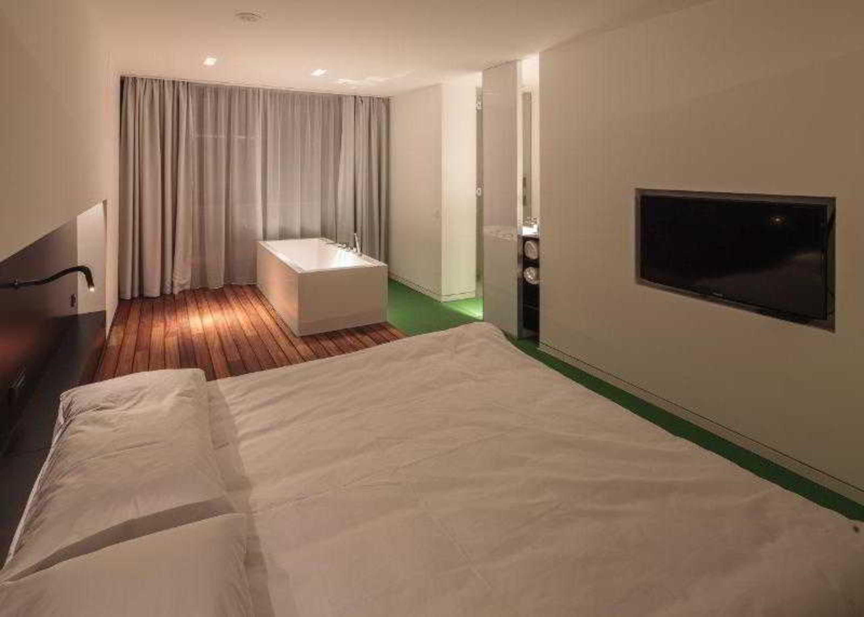 Târgu-Mureş Hotel Privo מראה חיצוני תמונה