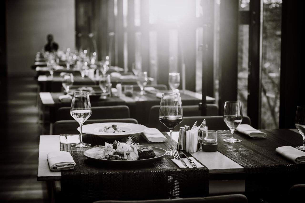 Târgu-Mureş Hotel Privo מראה חיצוני תמונה