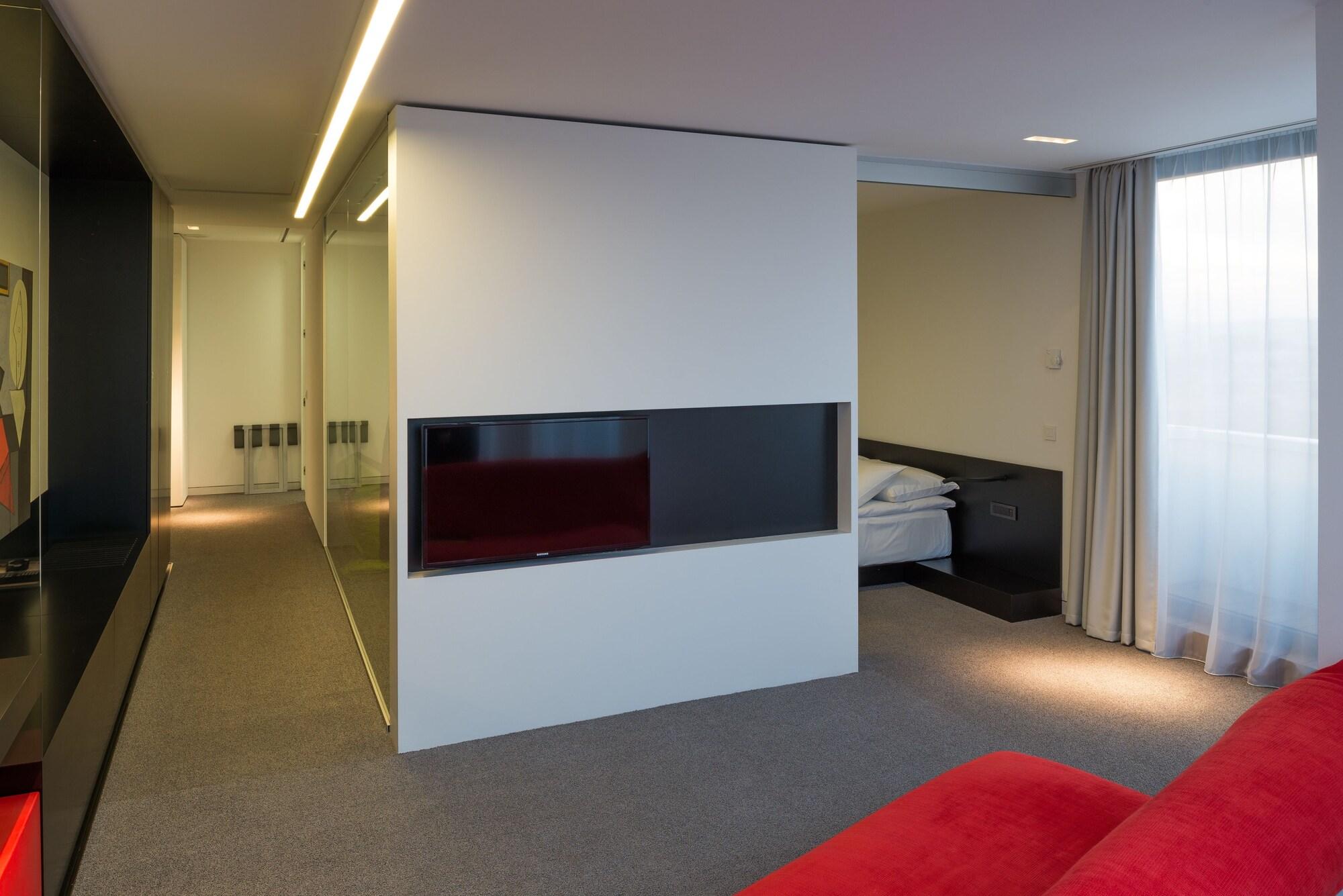 Târgu-Mureş Hotel Privo מראה חיצוני תמונה